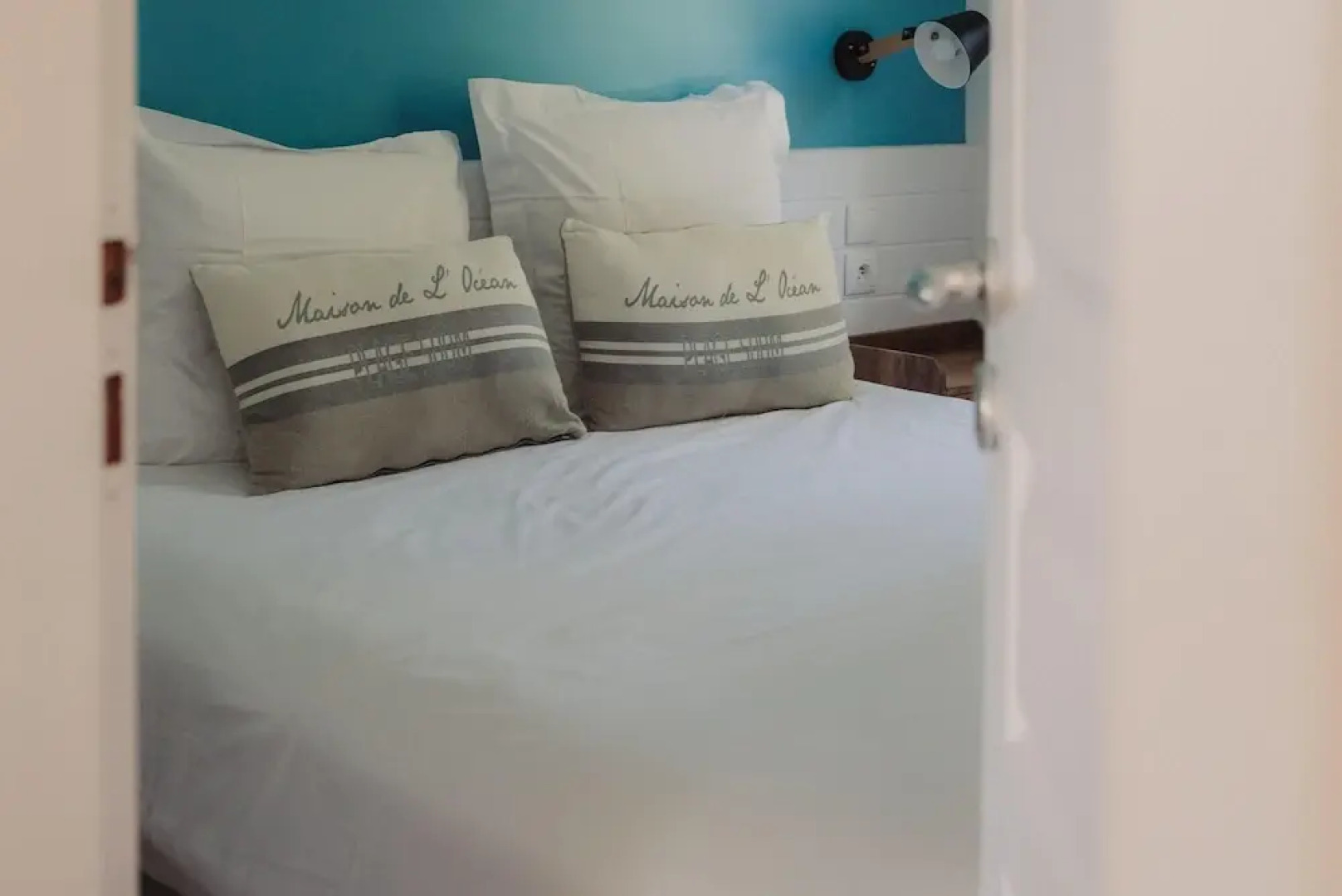 Apartment in Saint-tropez With Beach Access