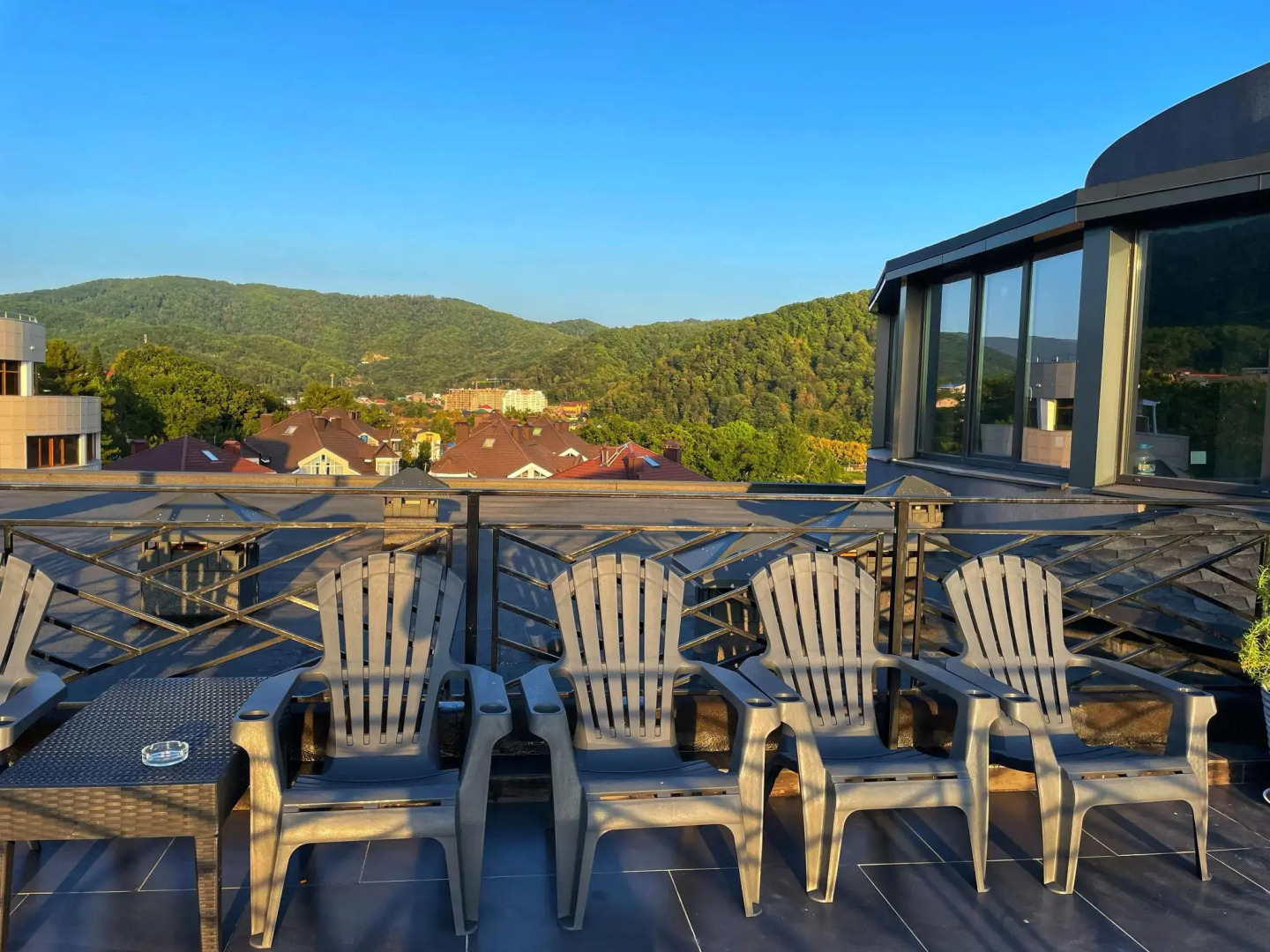 Апартаменты в гостиничном комплексе Радуга 10И