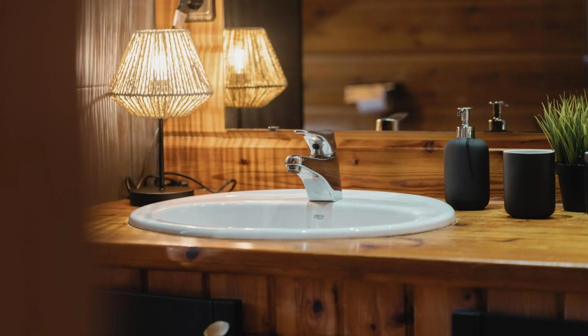 Finland House Barcelona- Increíbles vistas a la montaña