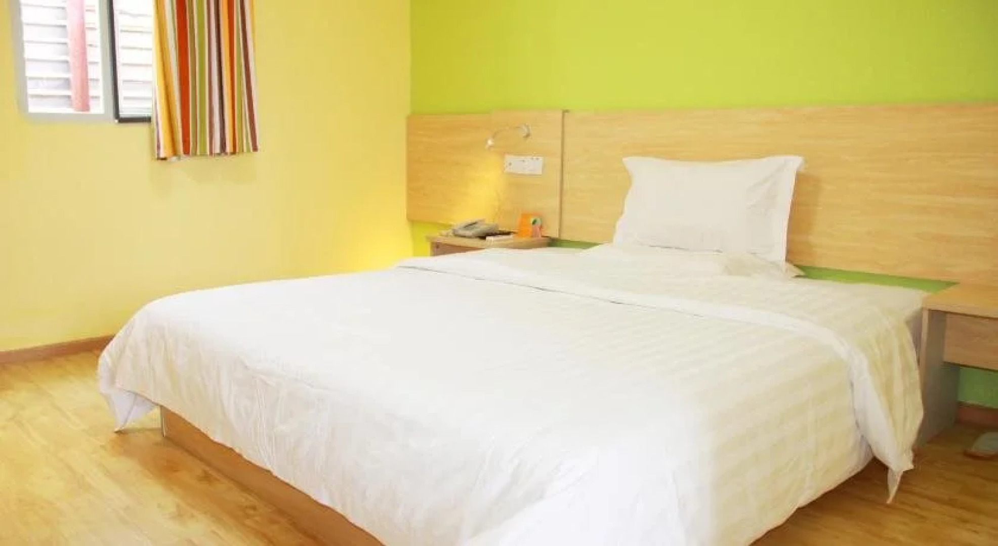 7Days Inn Wuhan Guanggu Guanshan Avenue Branch