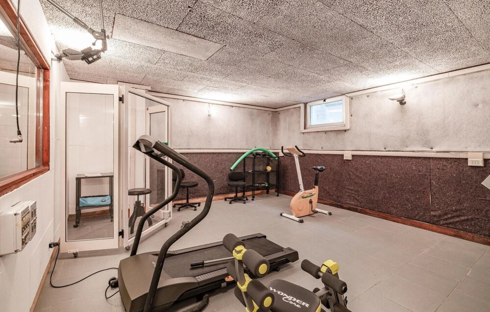 Nice Home in Martinsicuro With 4 Bedrooms and Wifi