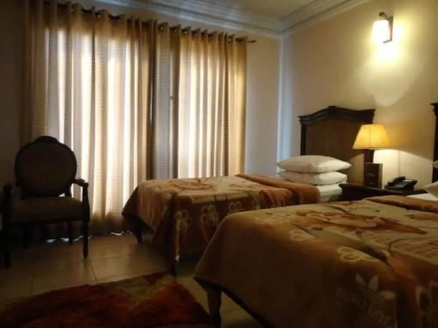 Shelton Green's Hotel