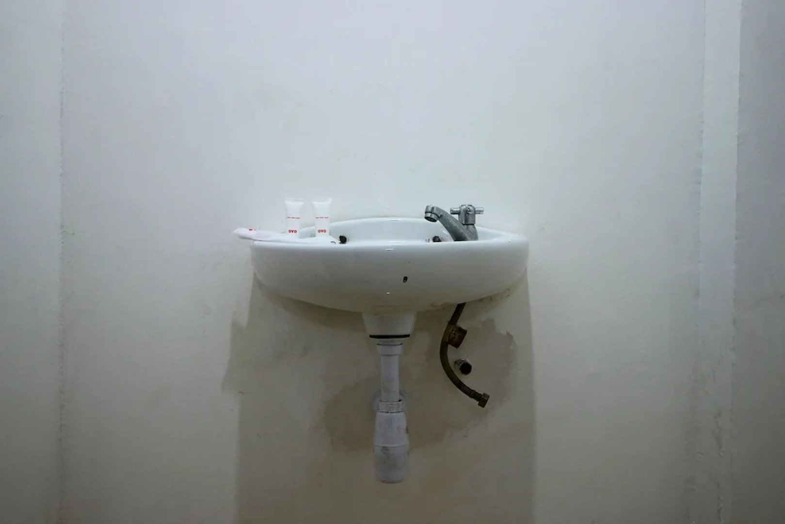 OYO 1981 Unib Kostel