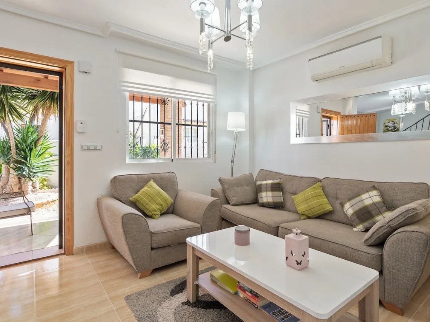 Nice holiday home in Lo Crispin near Ciudad Quesada with shared pool