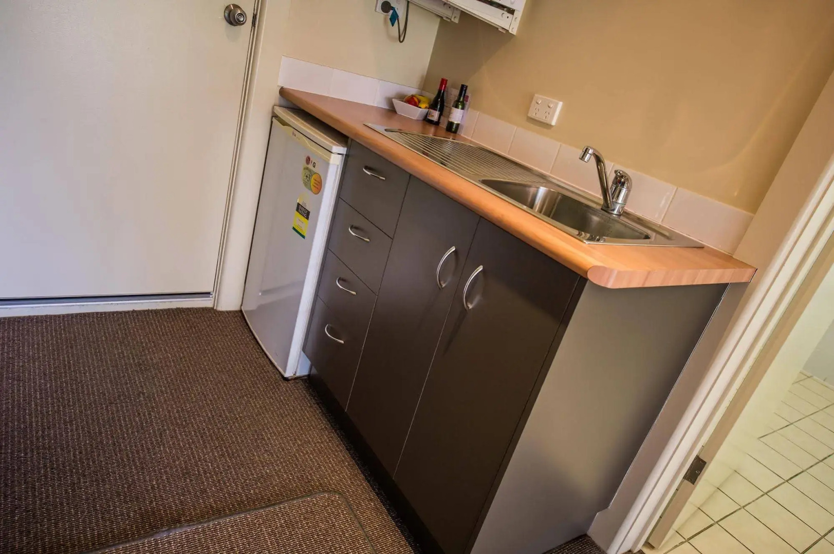 Alexander Cameron Suites