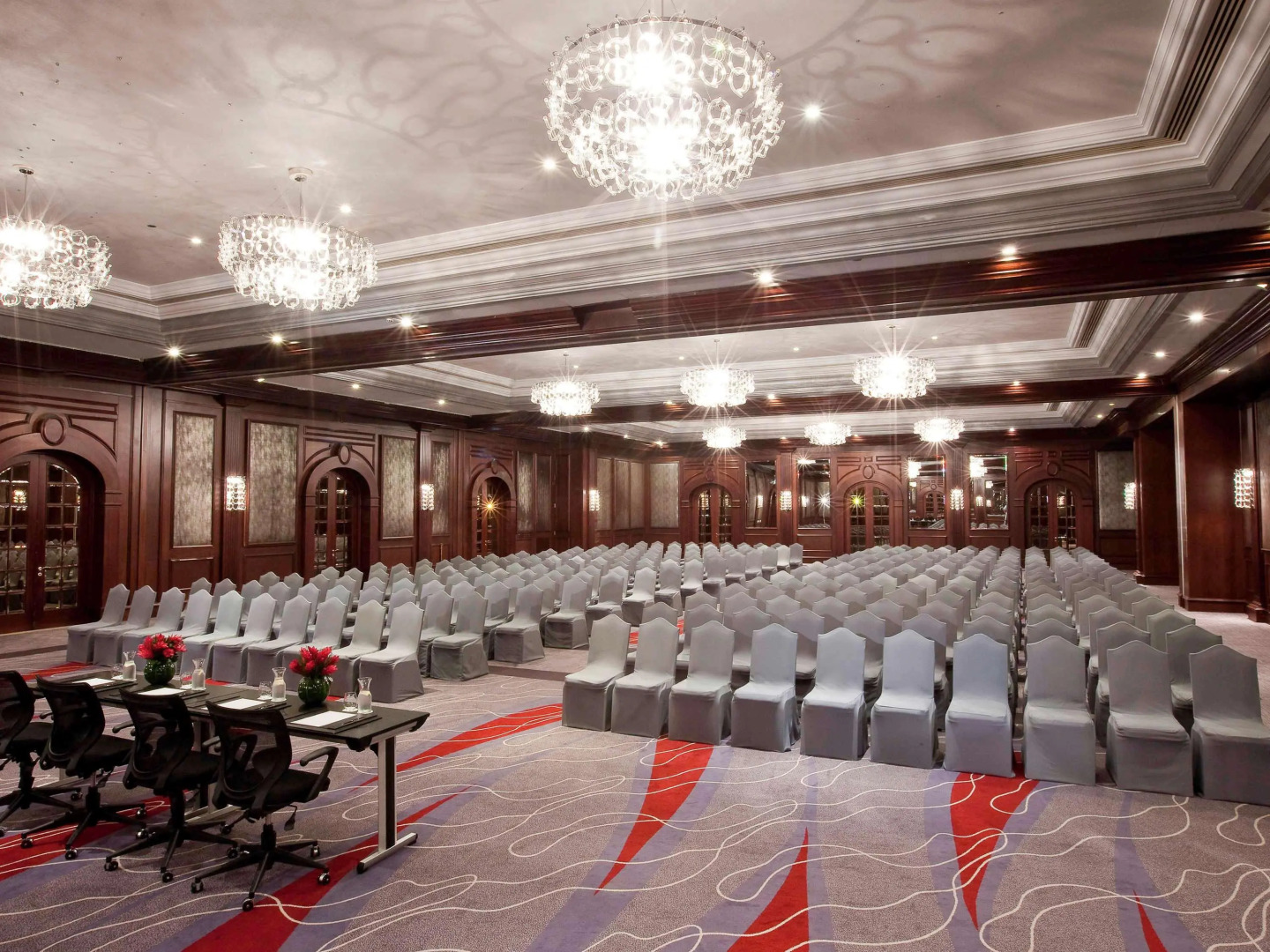 Mövenpick Hotel & Apartments Bur Dubai