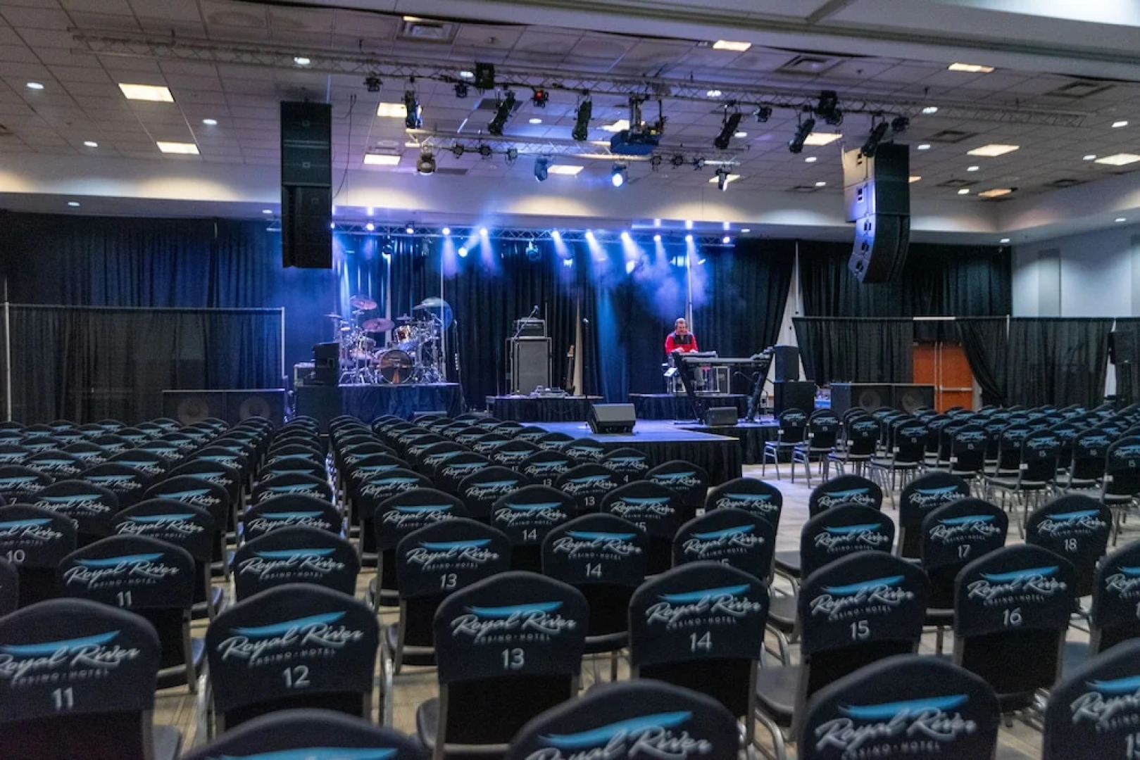 Royal River Casino and Hotel