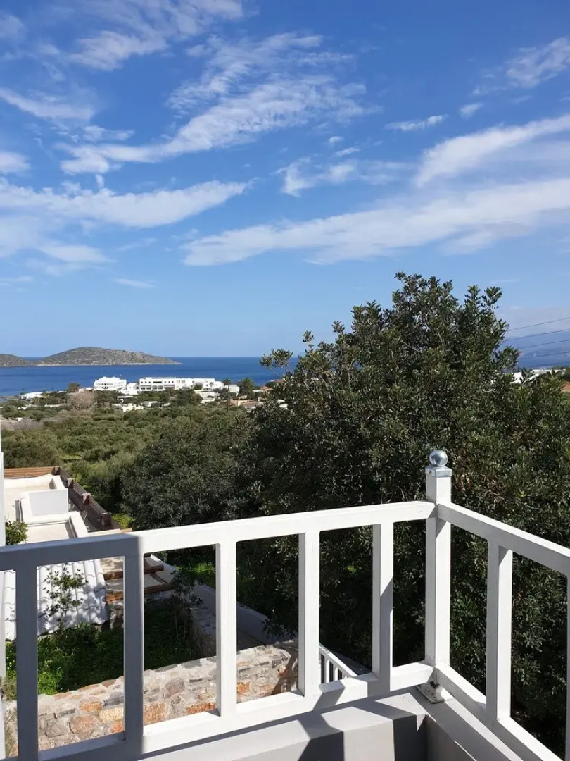 Elounda Ocean View Suites