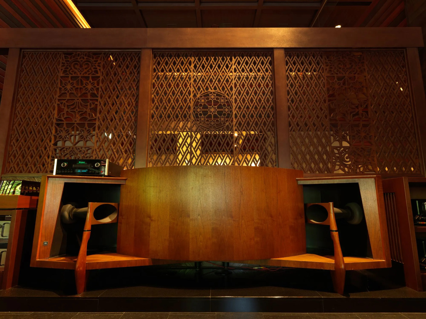 Niseko Konbu Onsen Tsuruga Besso Moku No Sho