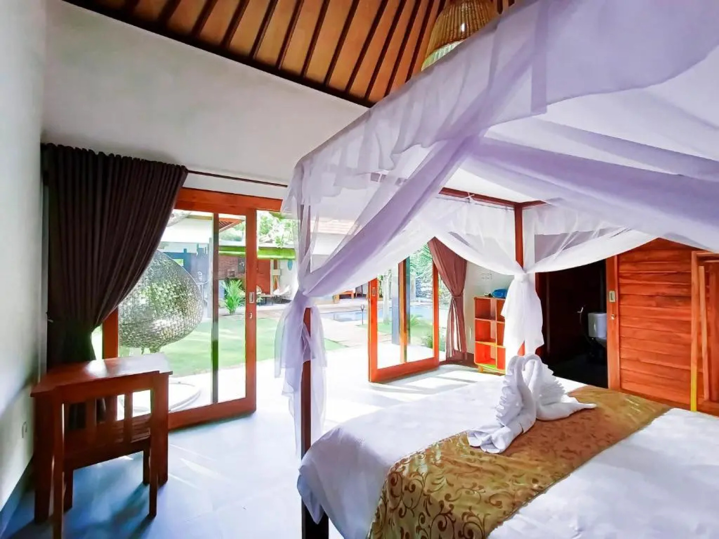 Coco Garden Pool Villas