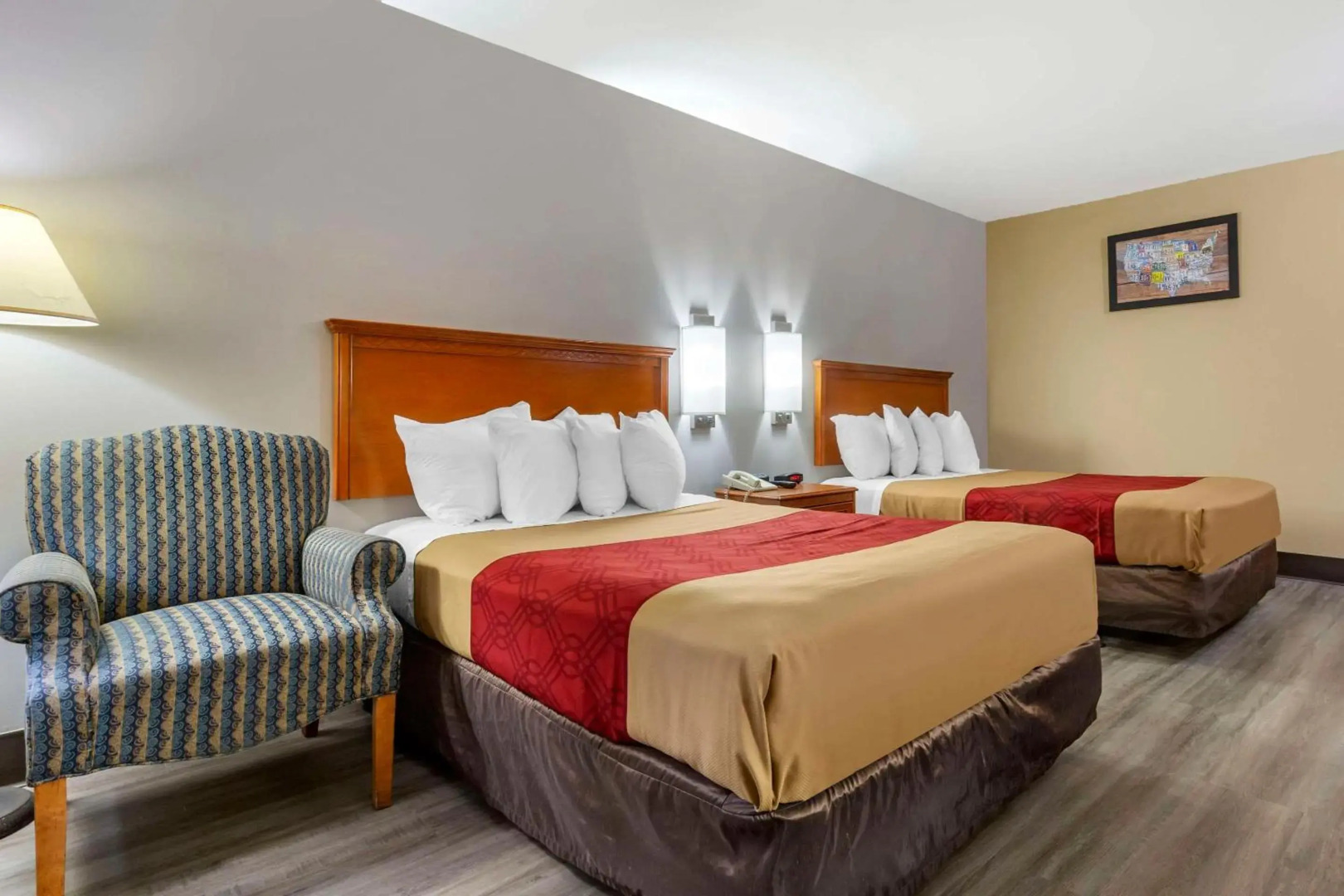 Econo Lodge & Suites Southern Pines - Pinehurst