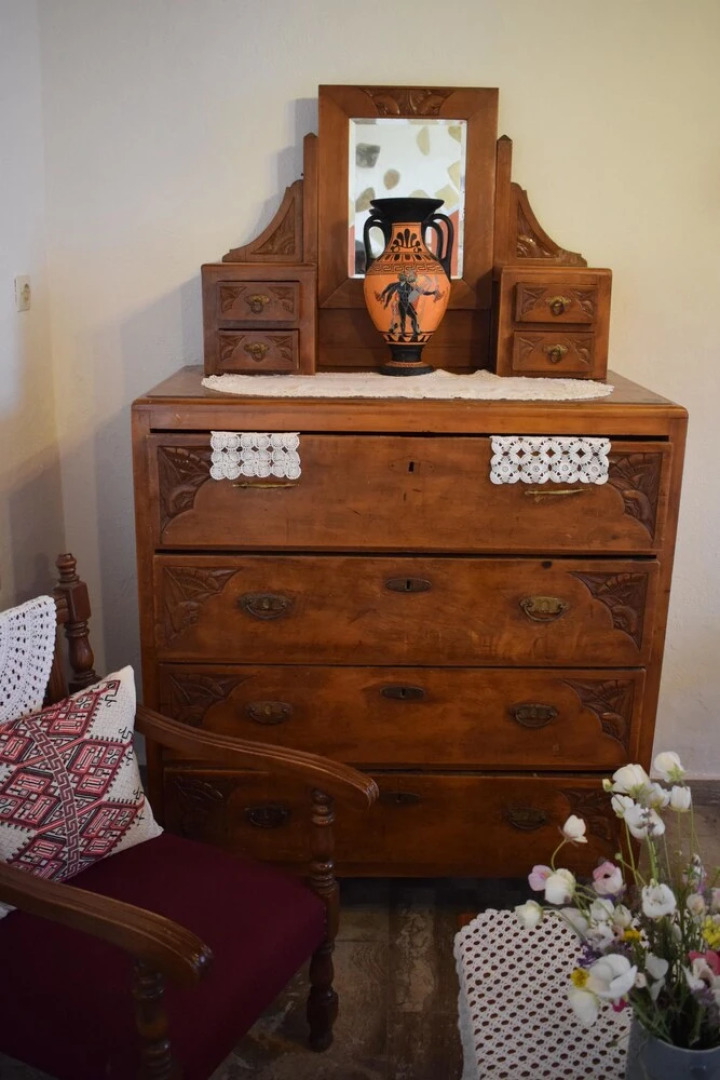 Eirini's Stone House