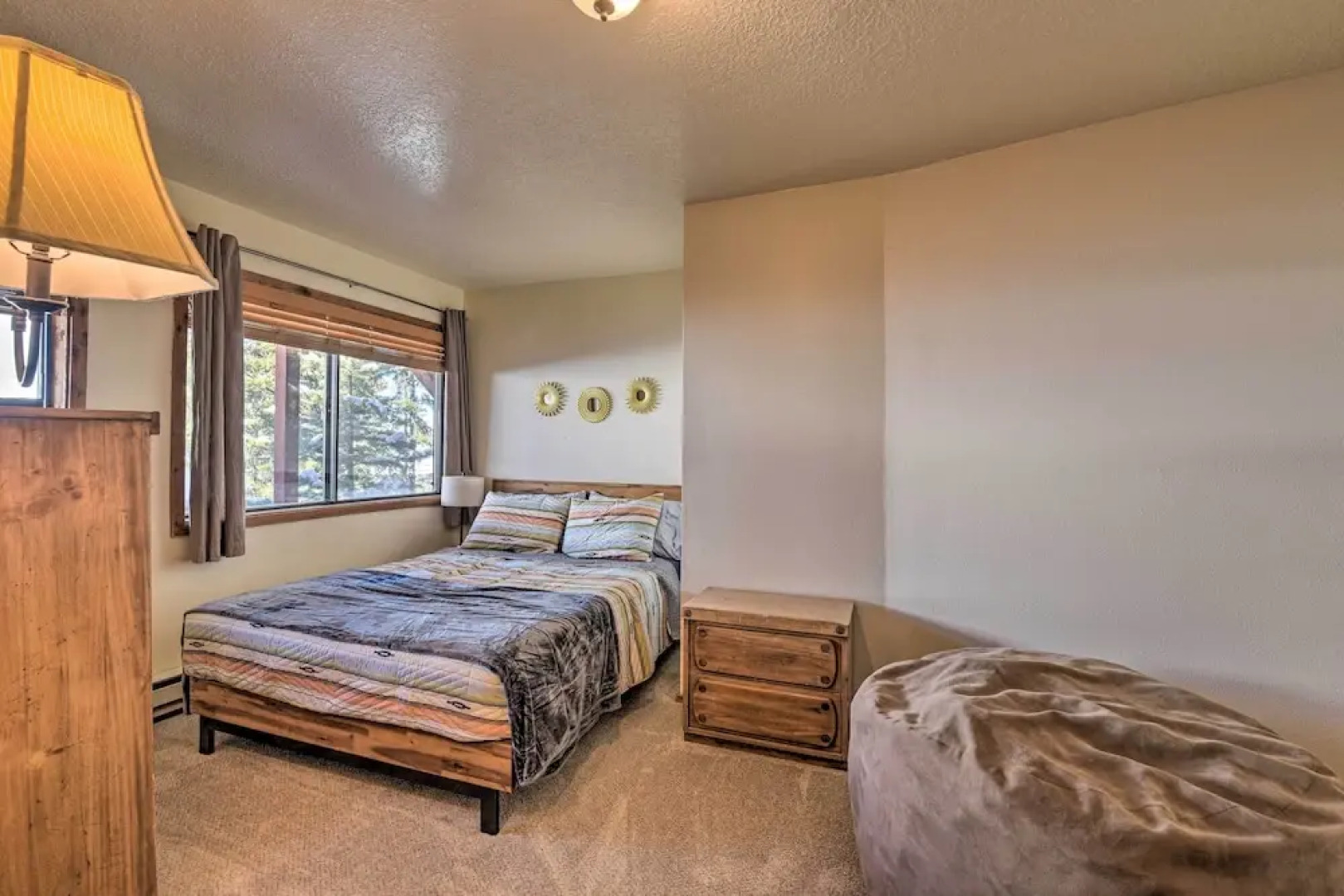 Warm Townhome w/ Sauna at Angel Fire Ski Lift