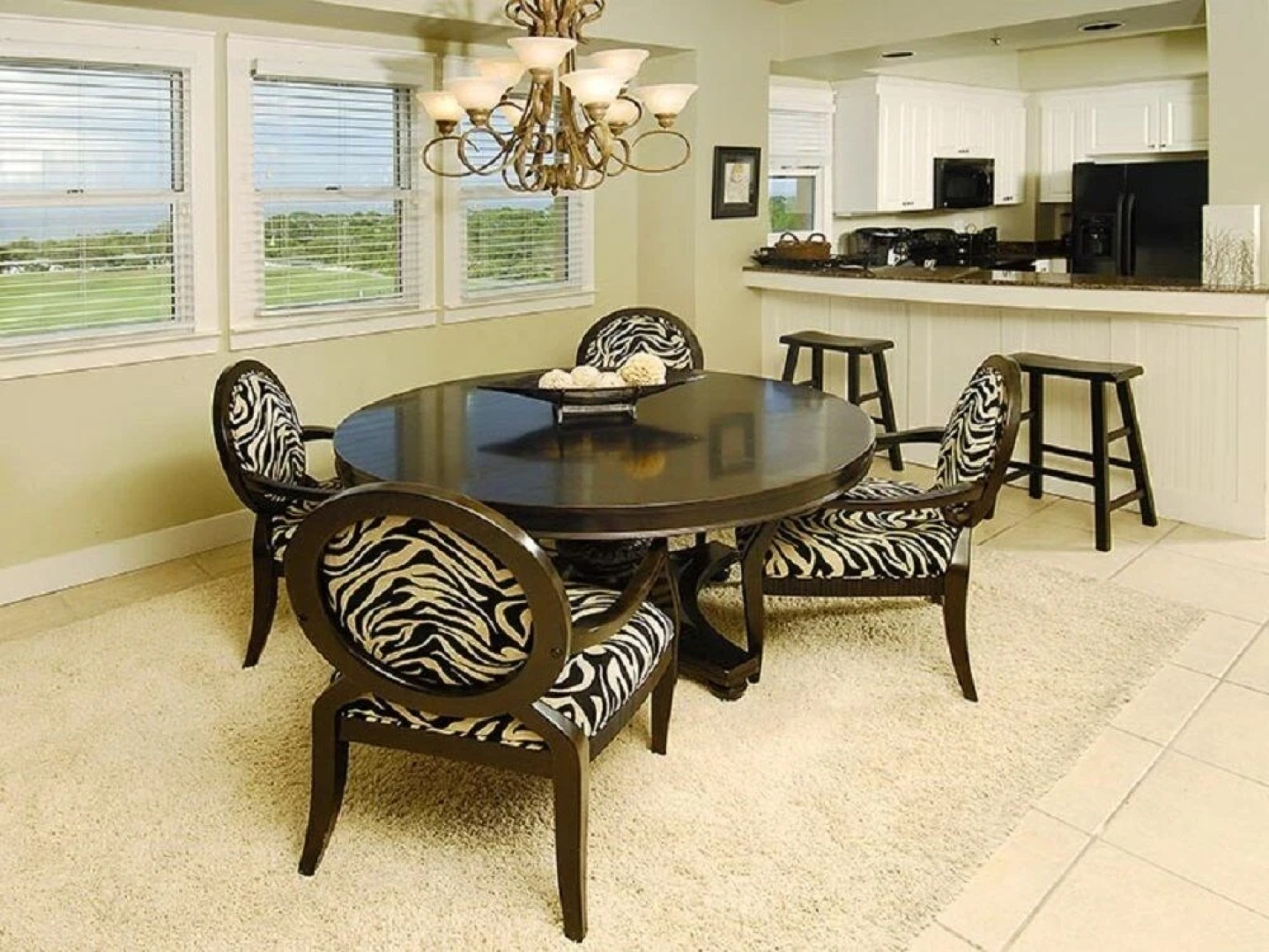 Kiva Lodge - Kiva Village Condos