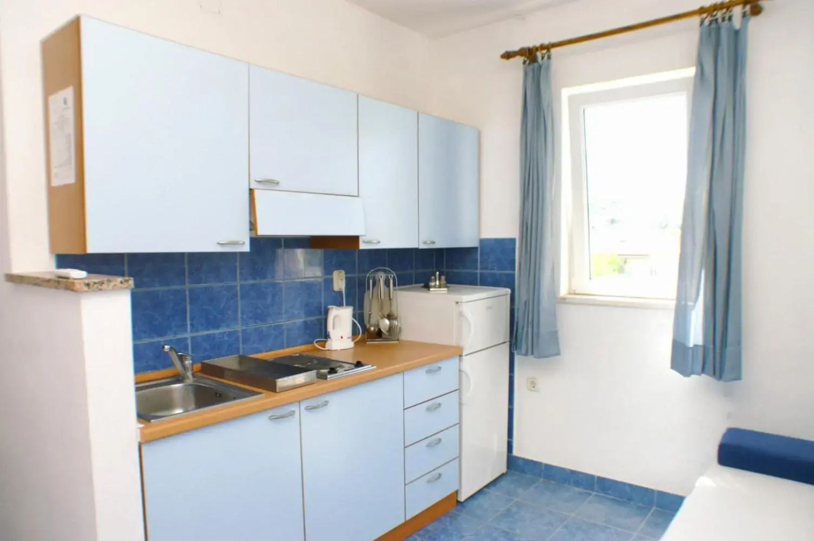 Apartments by the sea Trpanj, Peljesac - 3157