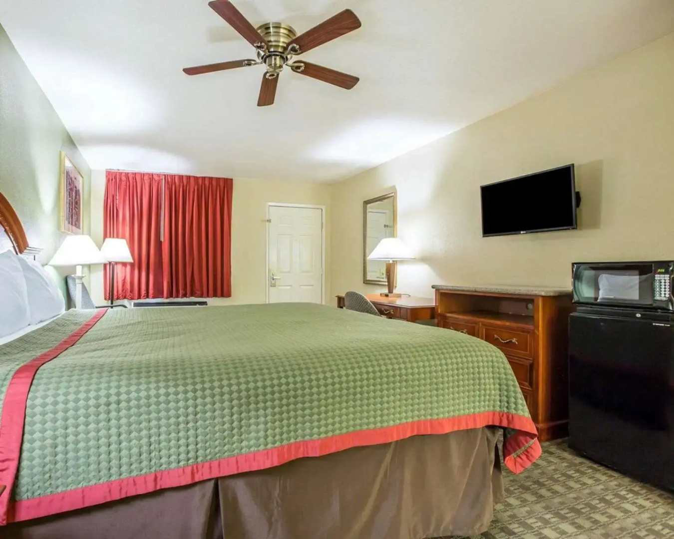 Rodeway Inn Delano