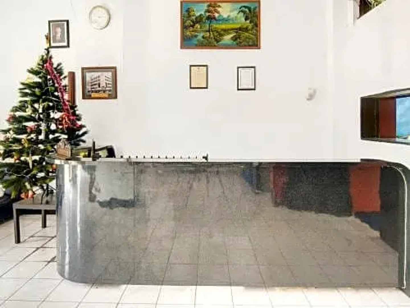 OYO 3424 Hotel Bitung Plaza