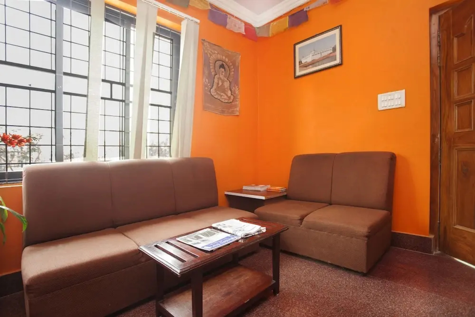 OYO 490 Hotel Royal Stupa