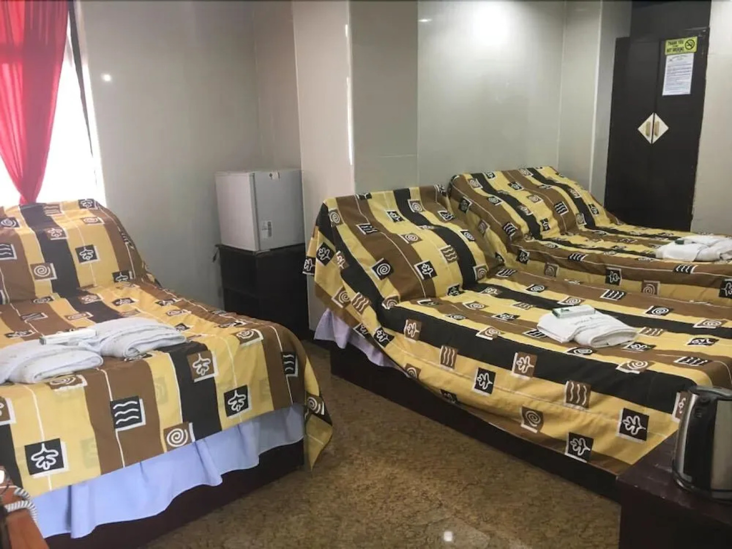 RK's Garden Breeze Hotel & Restaurant