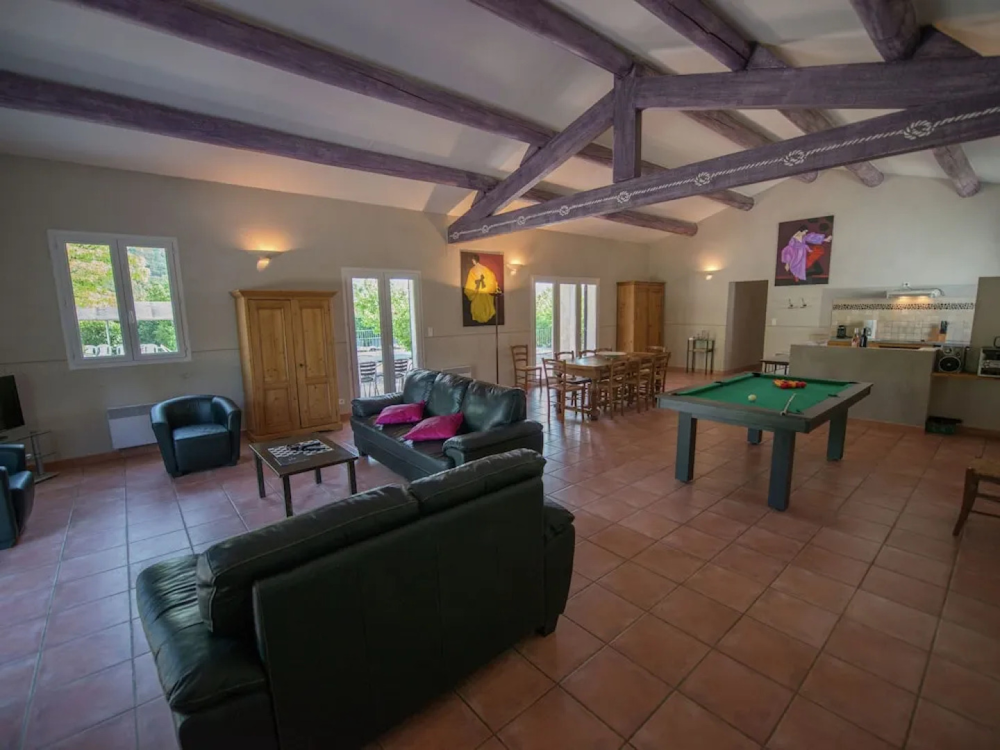 Tastefully Furnished Villa With Fenced Private Pool, 9 km From Vaison-la-romaine