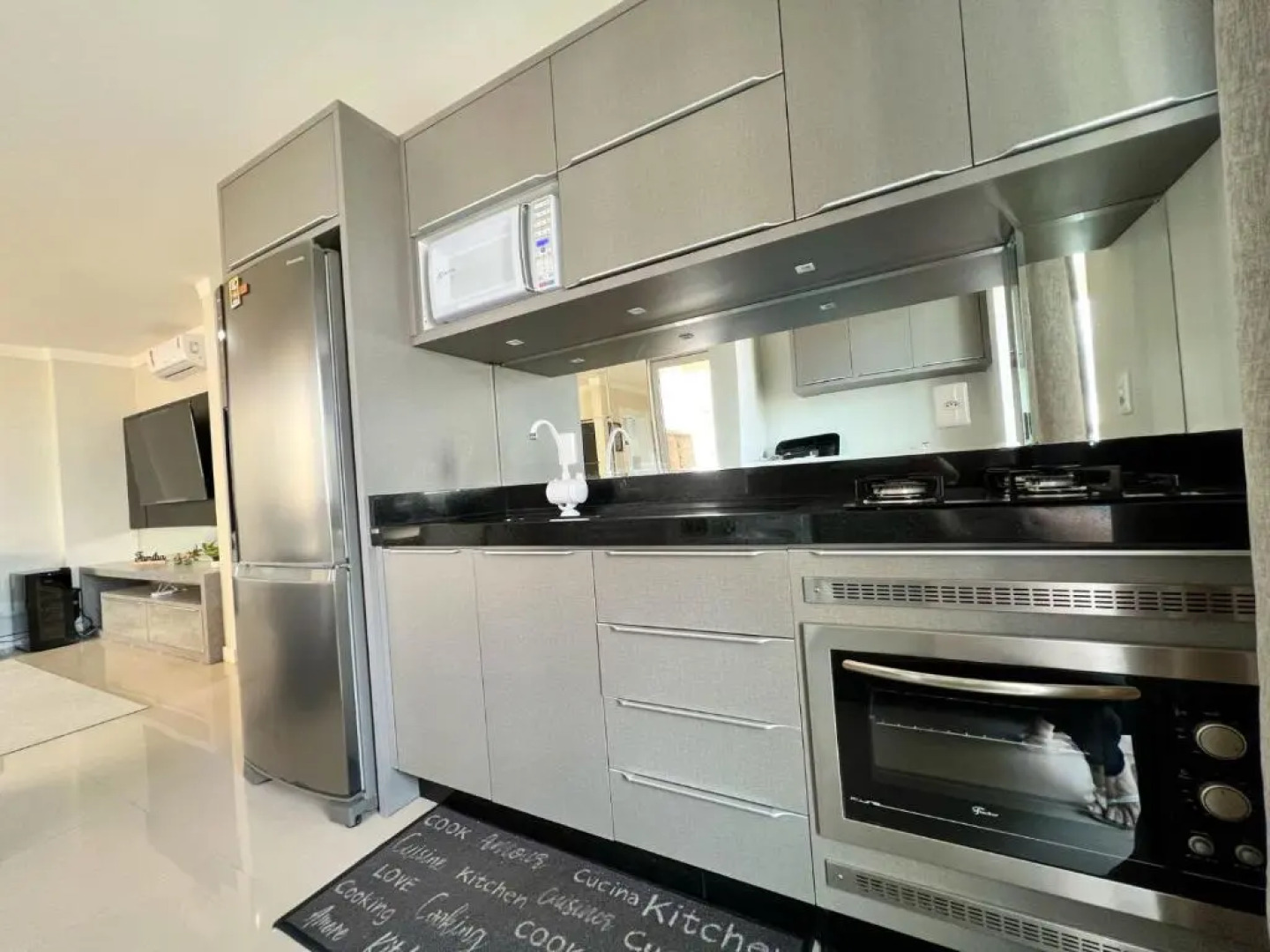 Excelente apartamento 2 suítes em Porto Belo