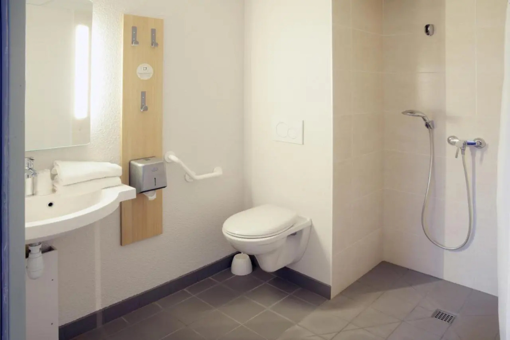 B&B HOTEL Angoulème