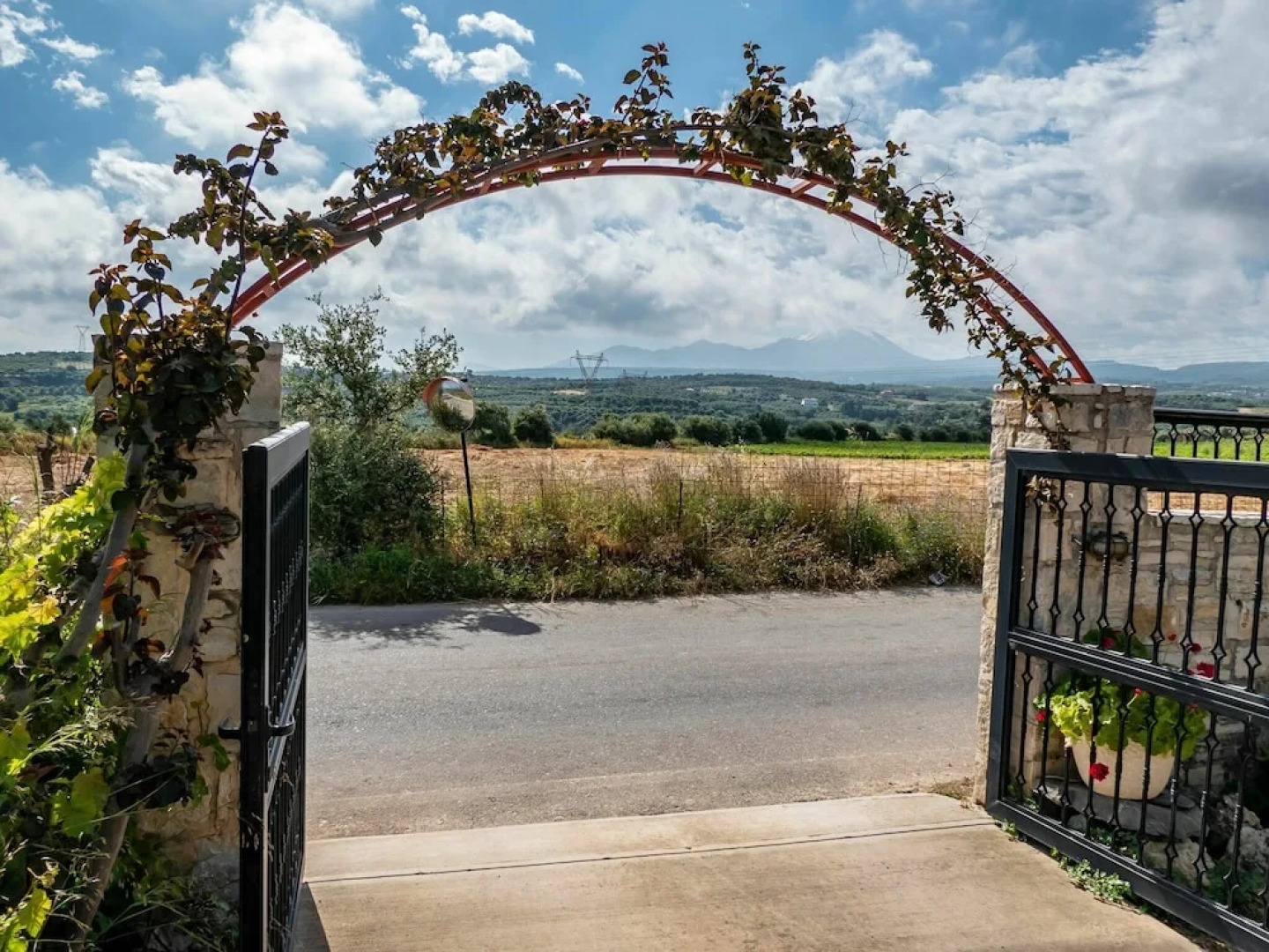 Nice Villa With Private Swimming Pool in Loutra, NW Crete