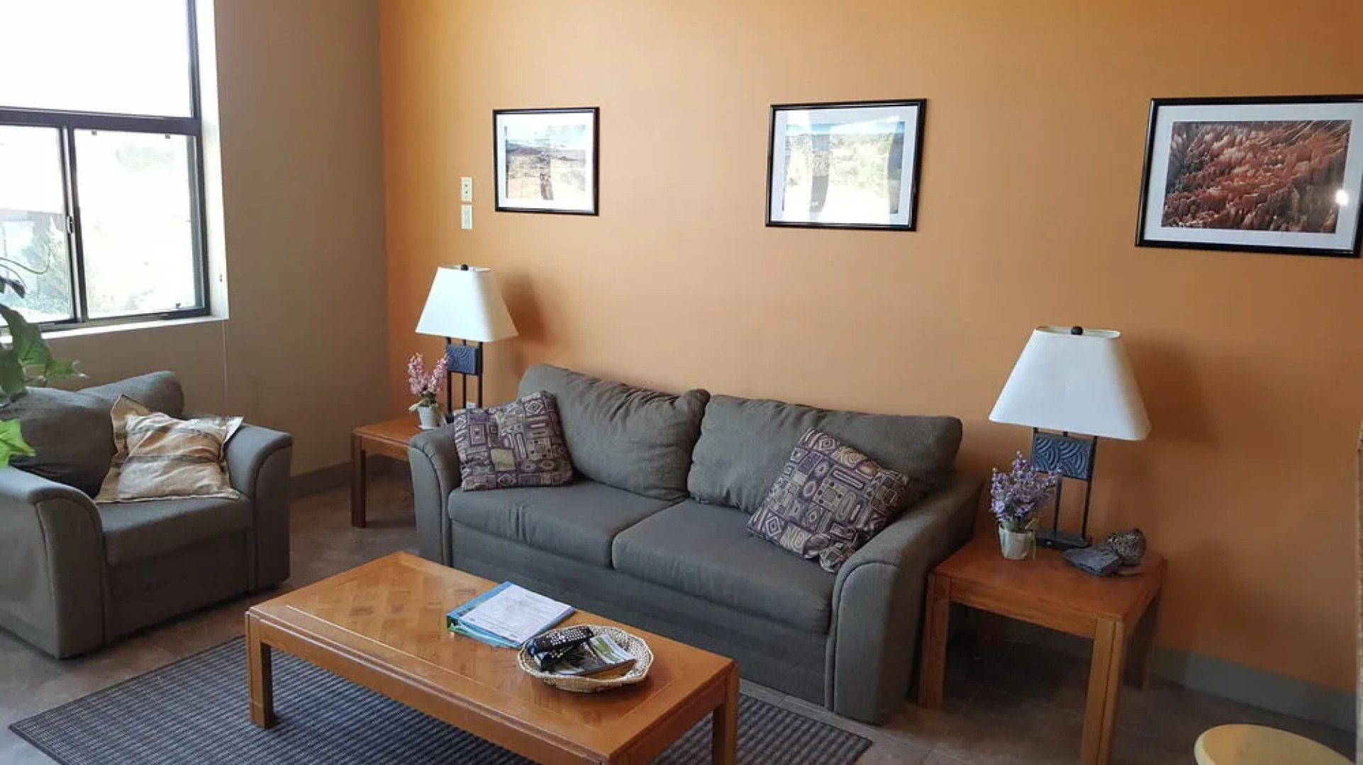 Picazzos Loft in the View Plaza