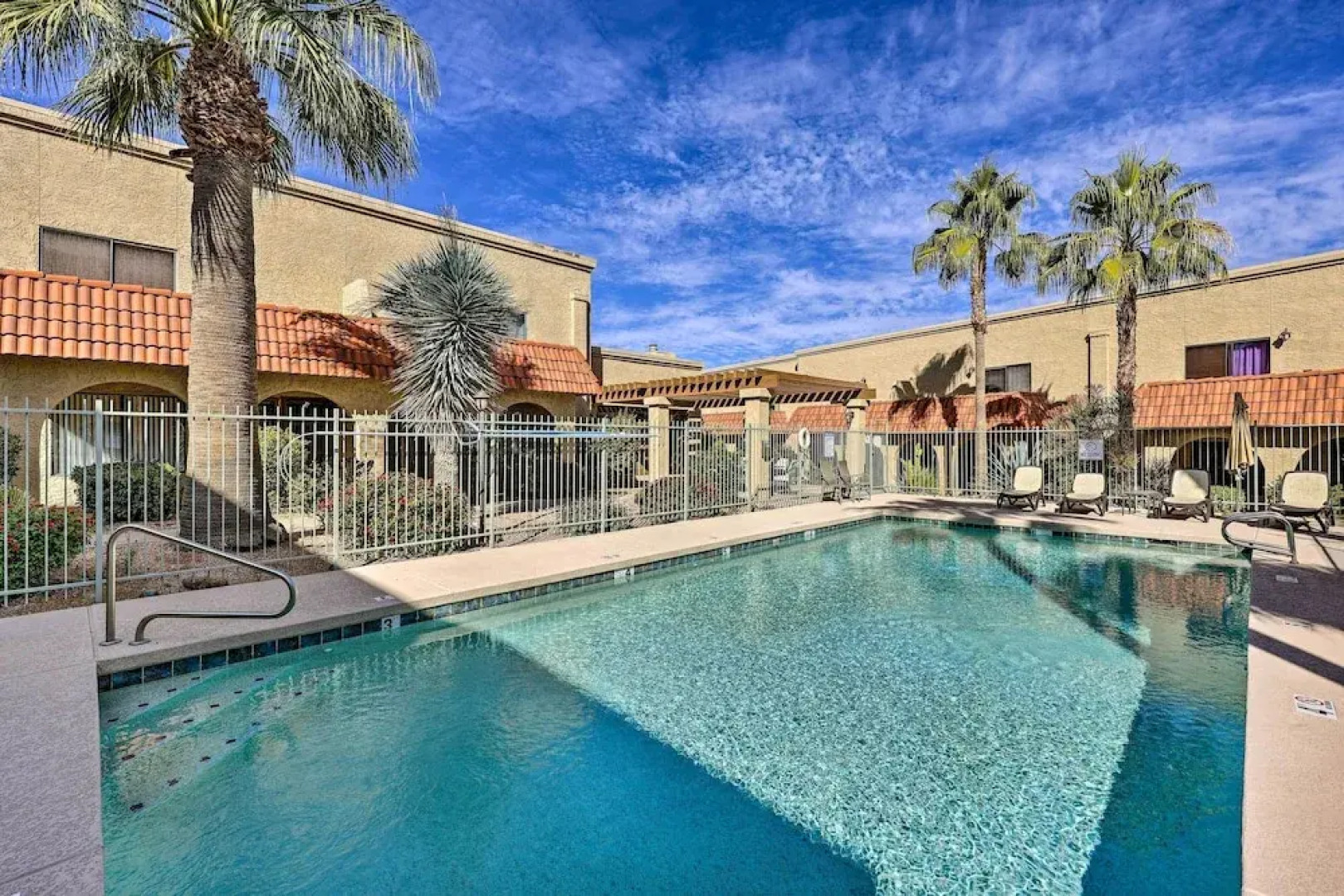 Modern Fountain Hills Townhome w/ Private Patio!
