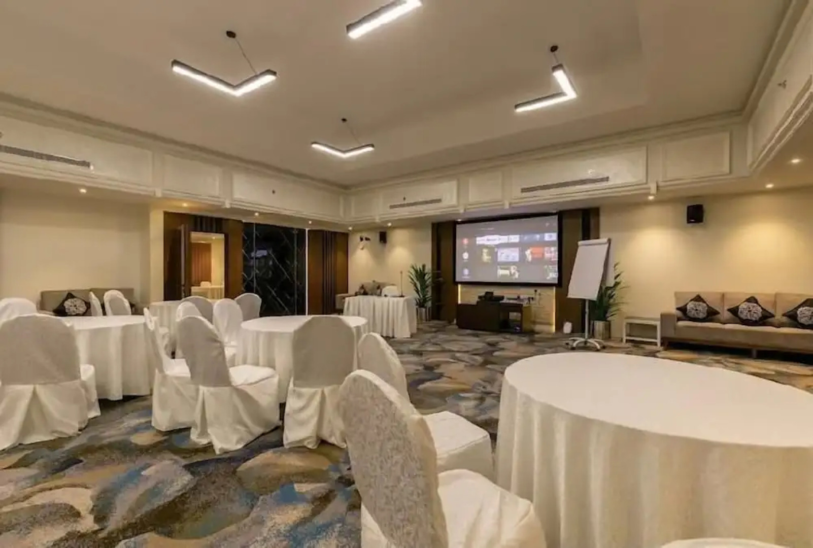 Royal Boutique Hotel