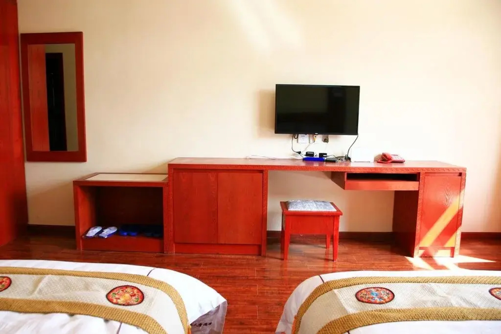 Yading Horizon Hotel