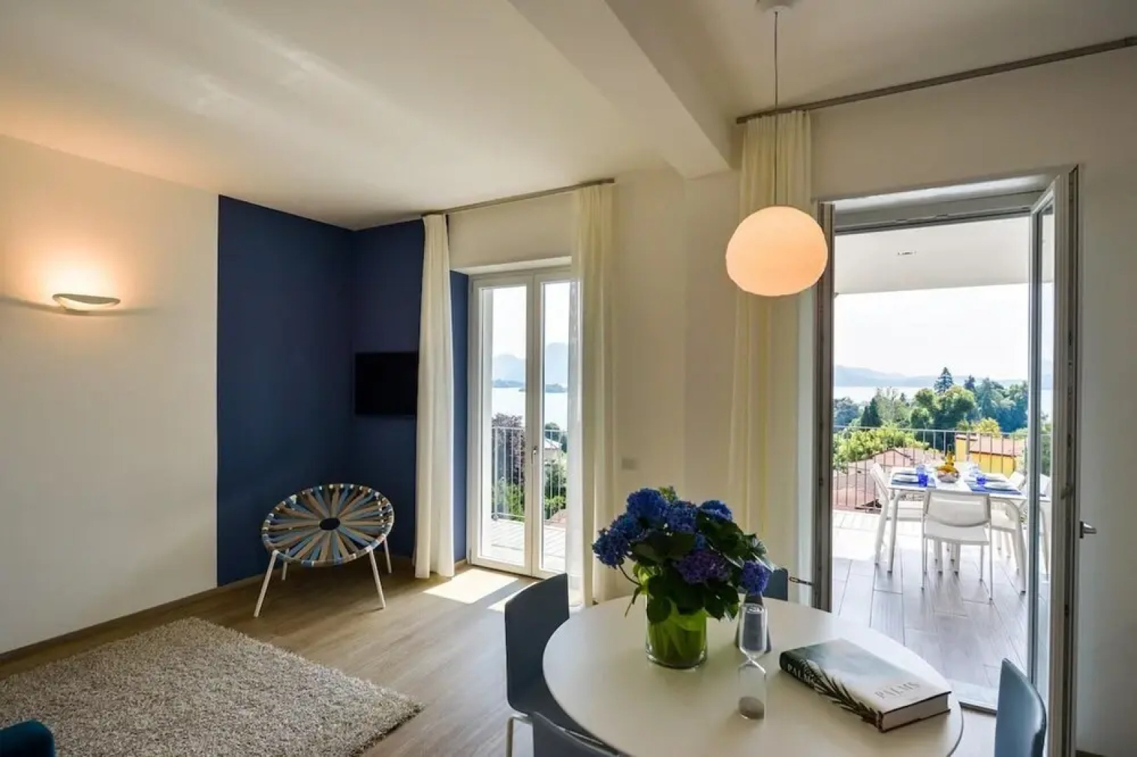 The View-sky Design apt With Terrace Lake View