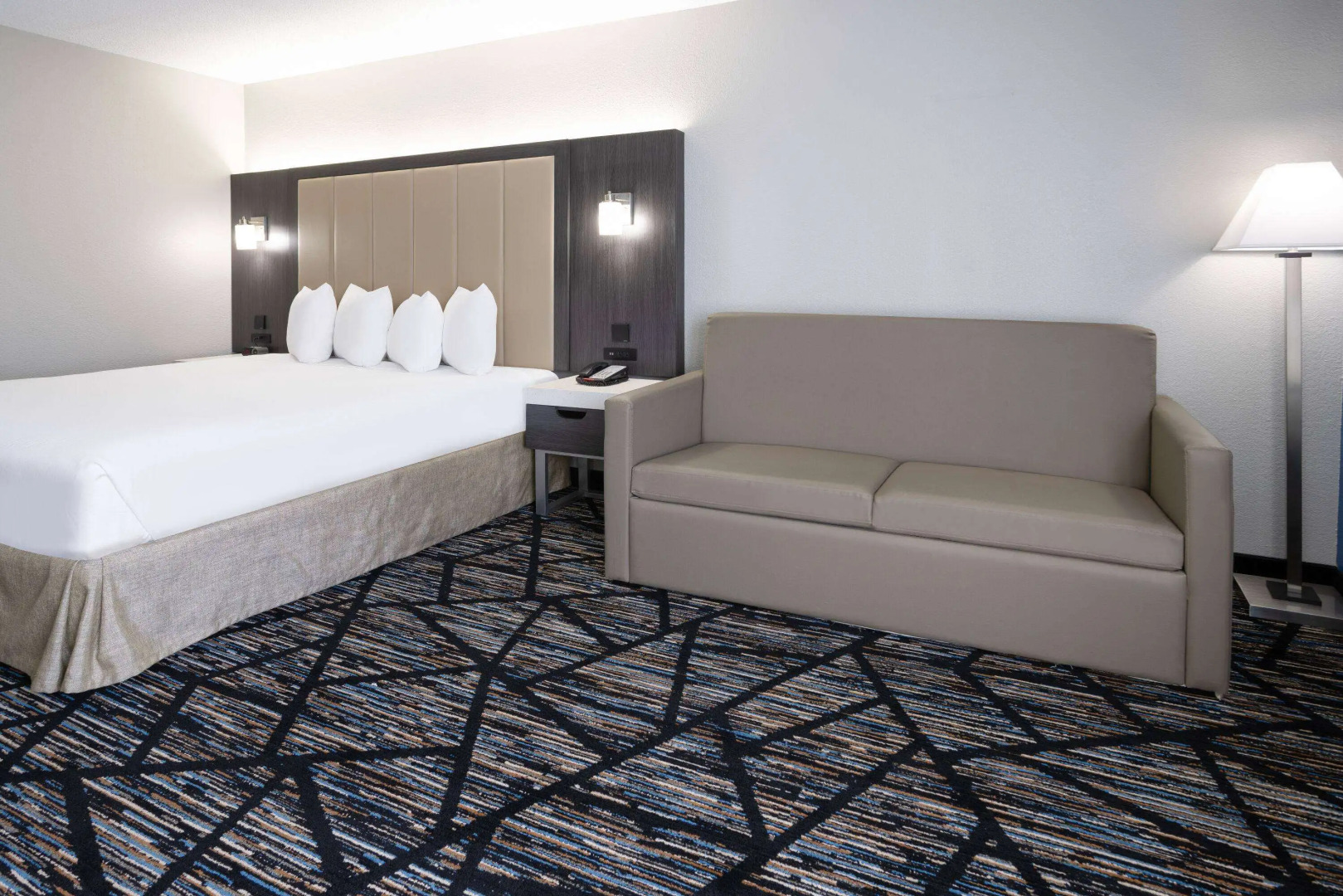 Baymont by Wyndham La Vergne/Nashville I-24 East