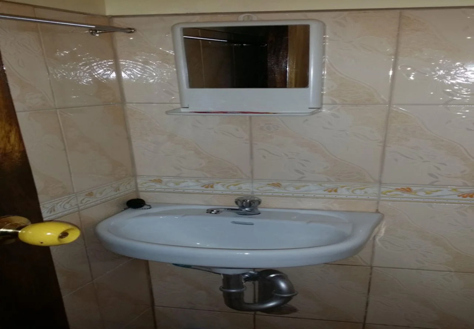 Divine Castle Travelers Inn