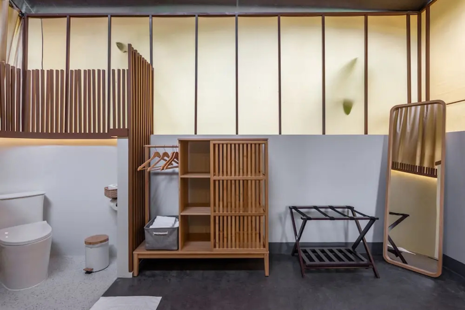 Camp Cayla - Stellar