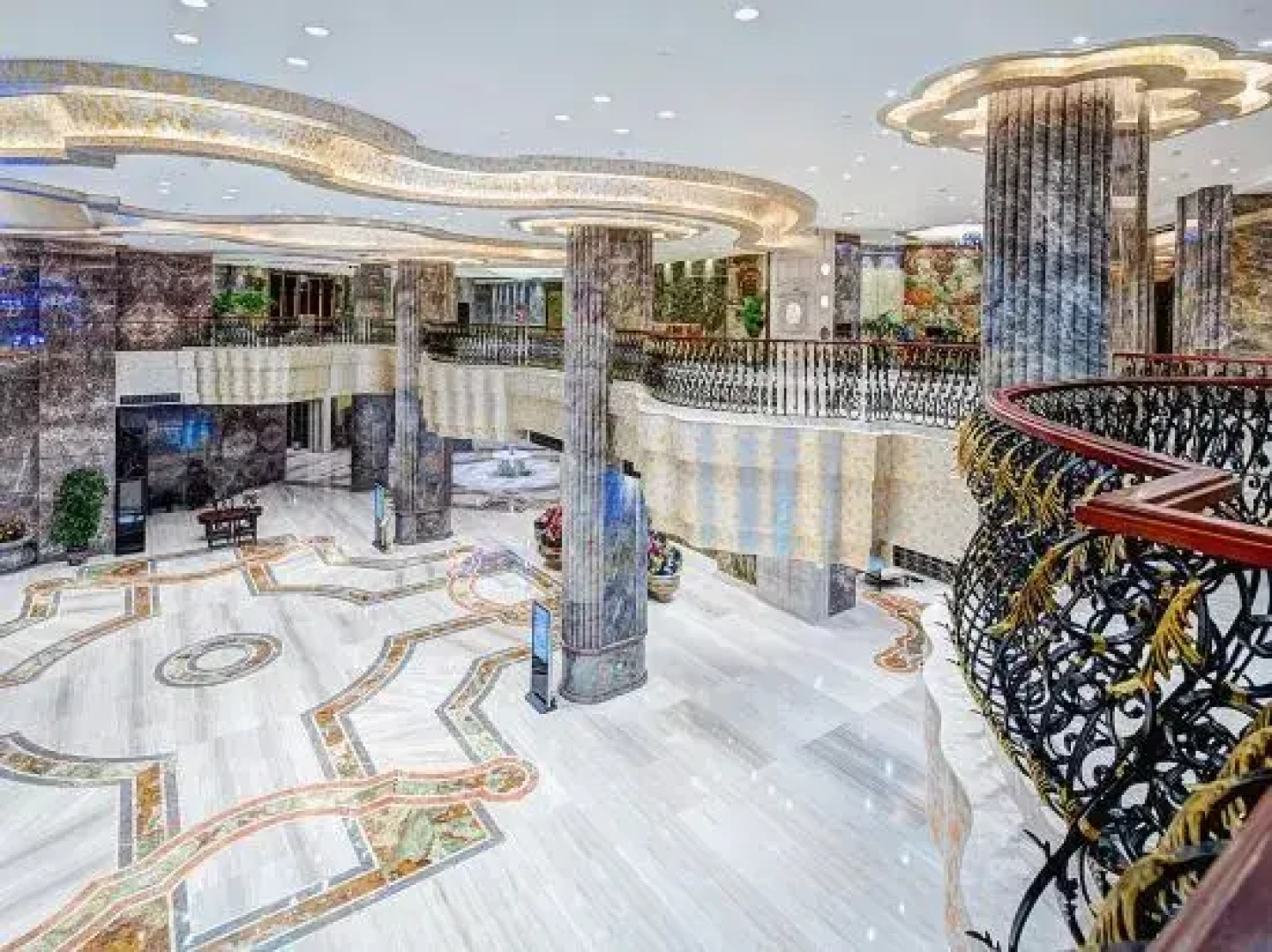 Royal Seaside Hotel and Hot Springs Xiamen