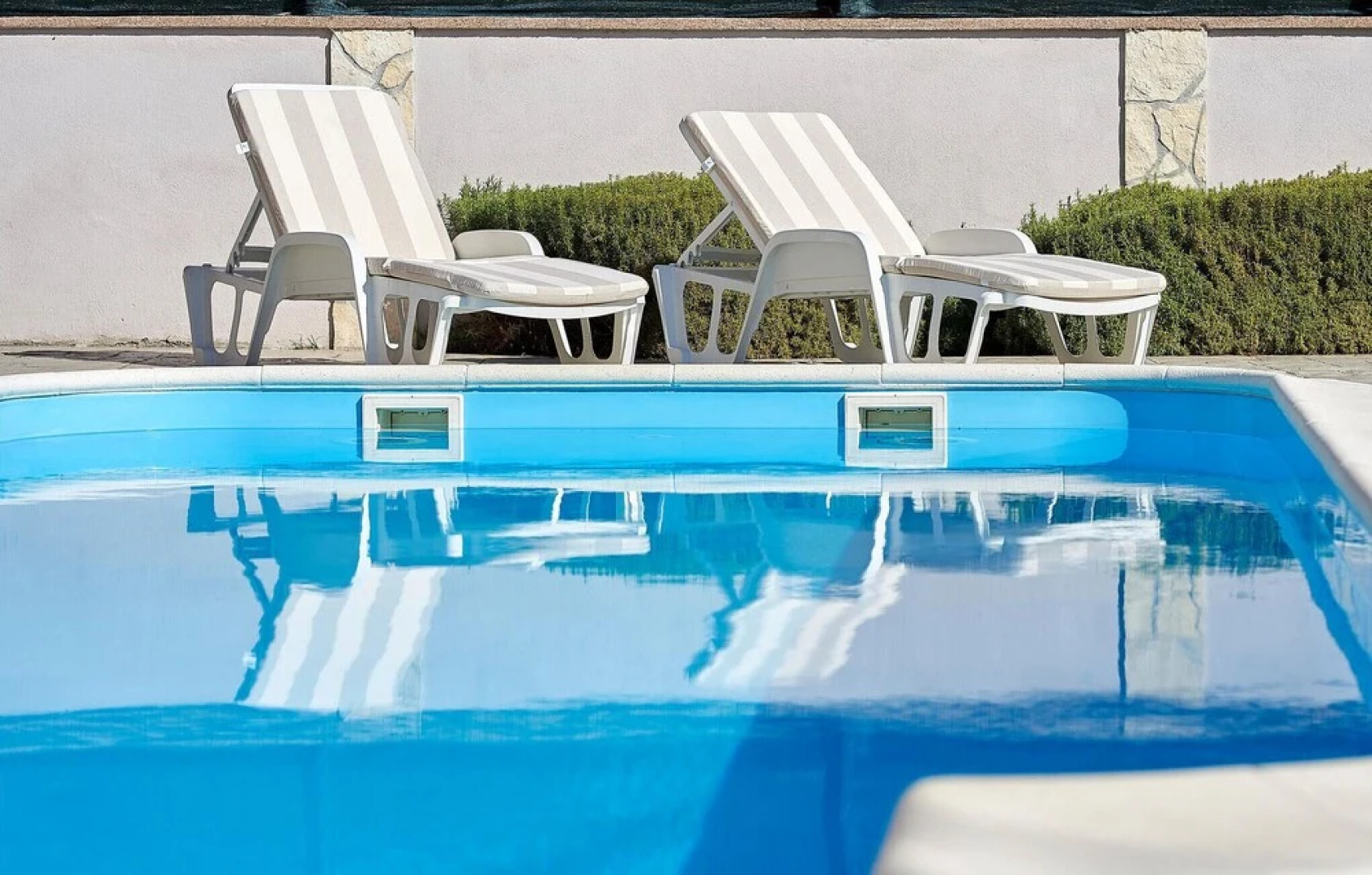 Beautiful Home in Pano With Wifi and 5 Bedrooms