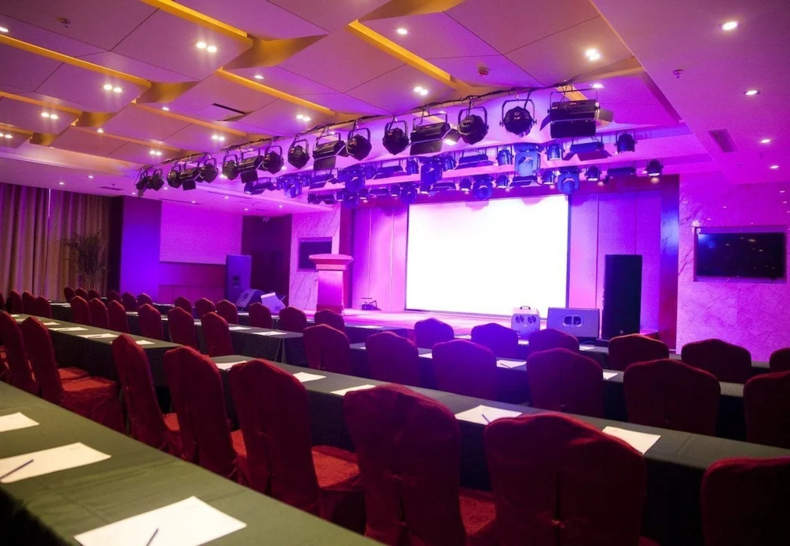 Bossen International Hotel