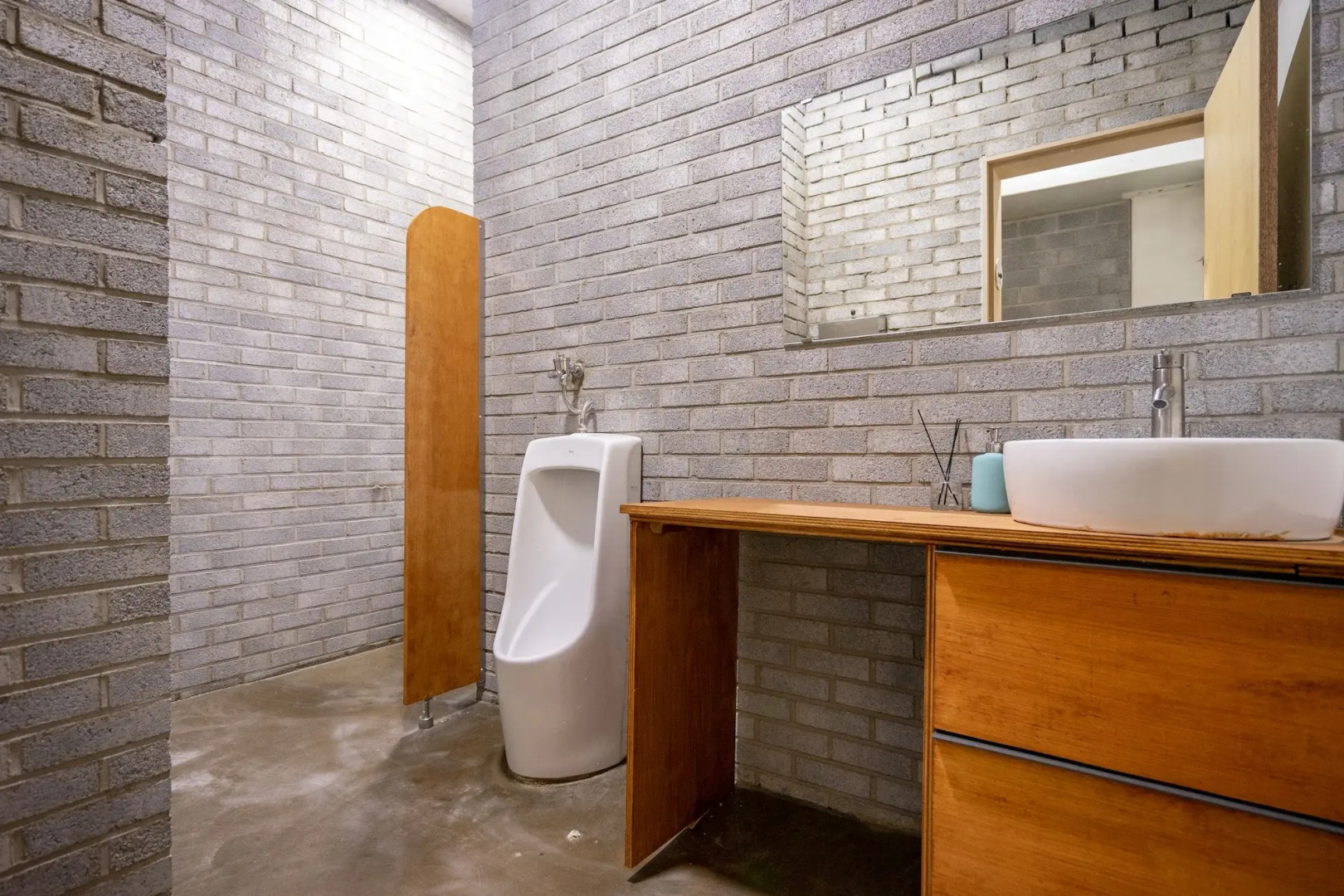 Mireuk Mireuk Beer Hostel