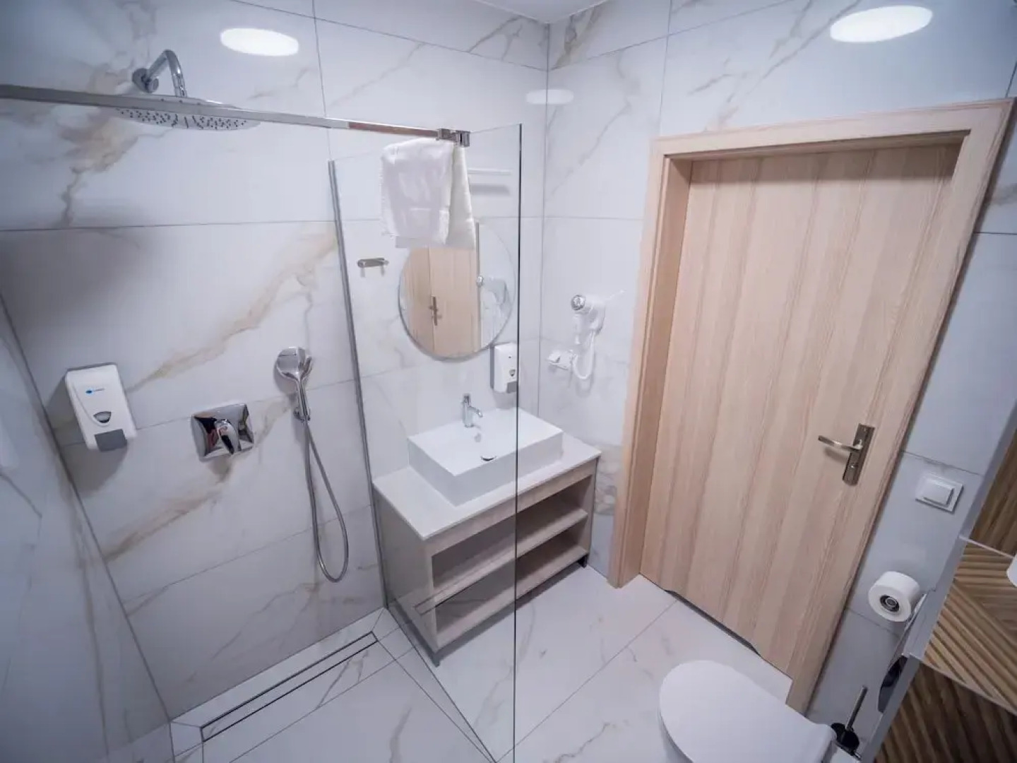 Hotel i Apartamenty Gorzelanny