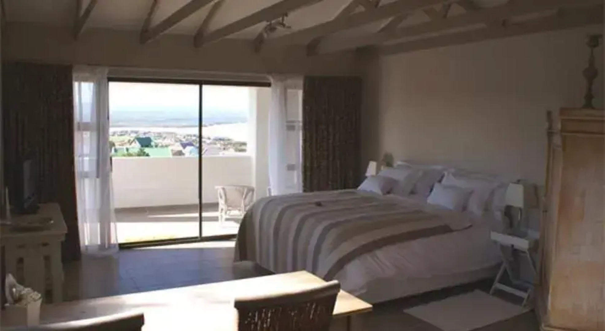 The Ocean Bay Luxury Guesthouse