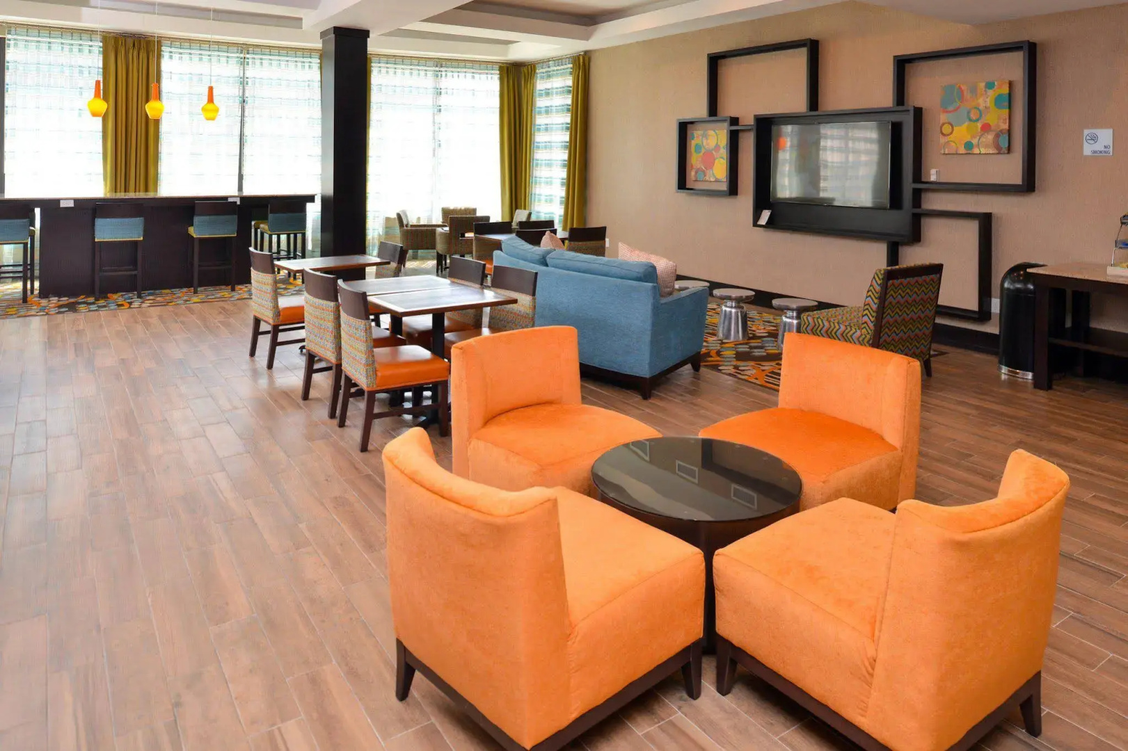 Holiday Inn Express & Suites Austin South by IHG