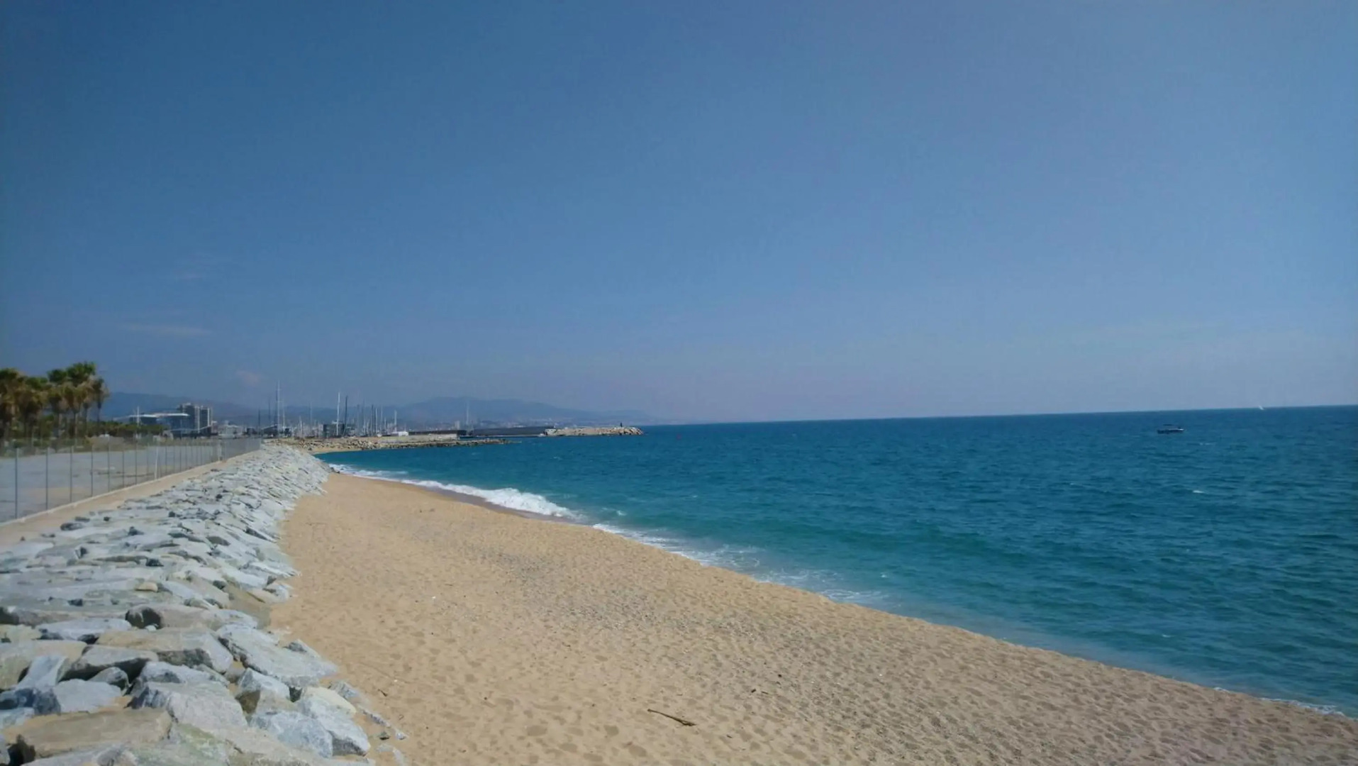 ALEXANDRA´s BEACH-PORT