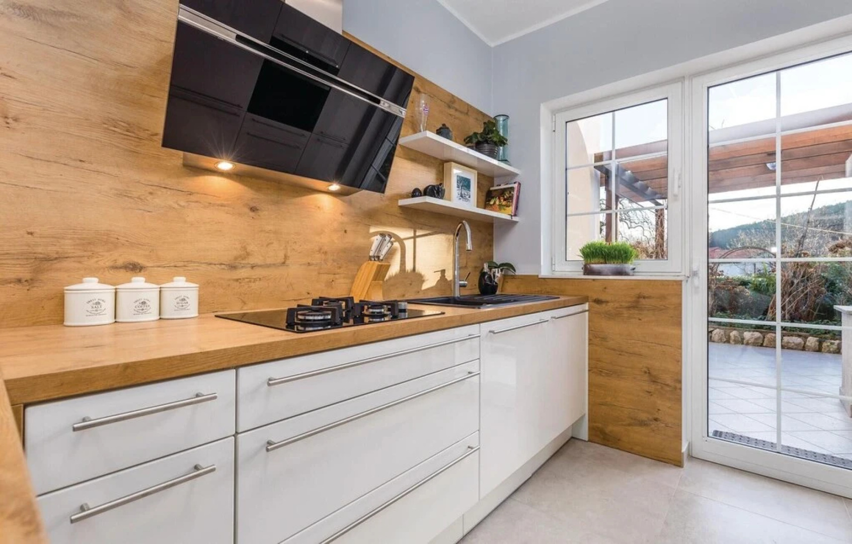 Amazing Home in Cavle With Wifi and 3 Bedrooms