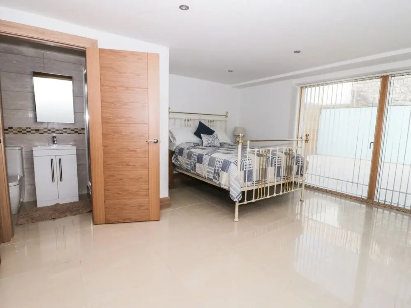 Beach House Apartment