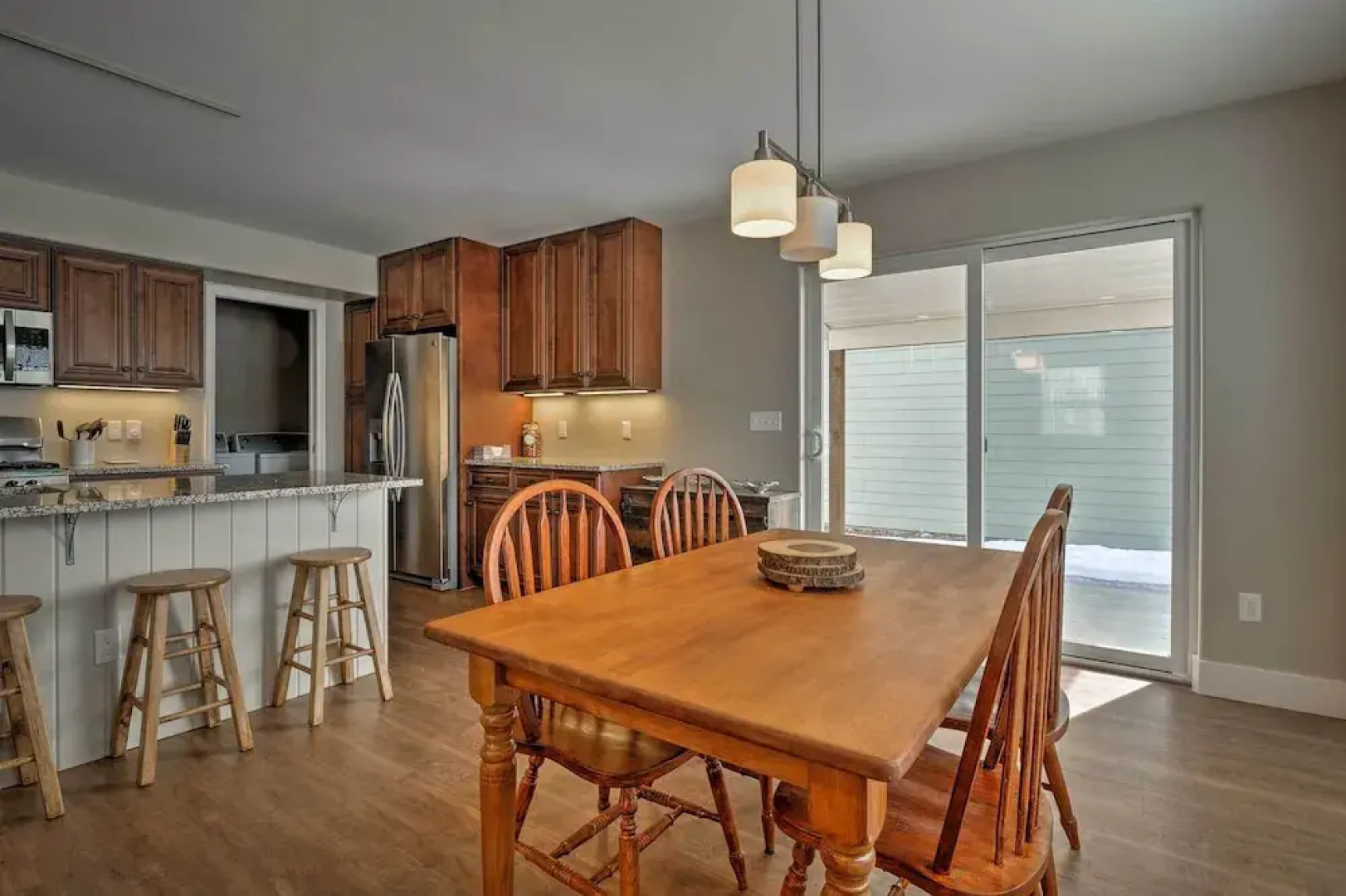 30 Mi to Crested Butte: Dog-friendly Home By River