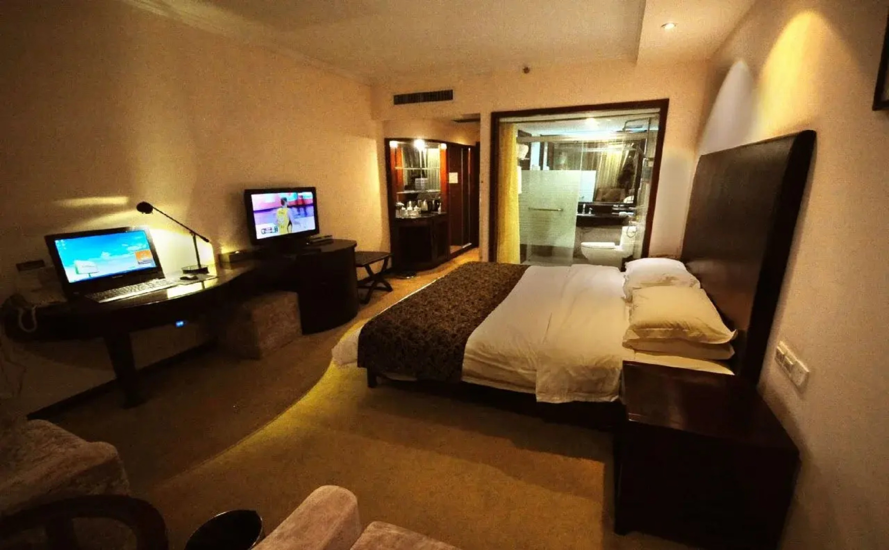 Jiangsu Huaian Hotel