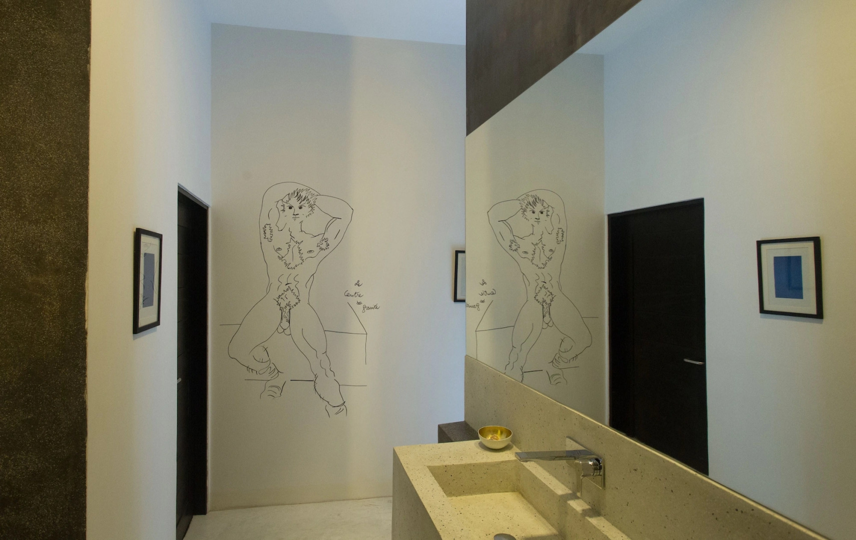 Arthur&Paul - Caters to Men