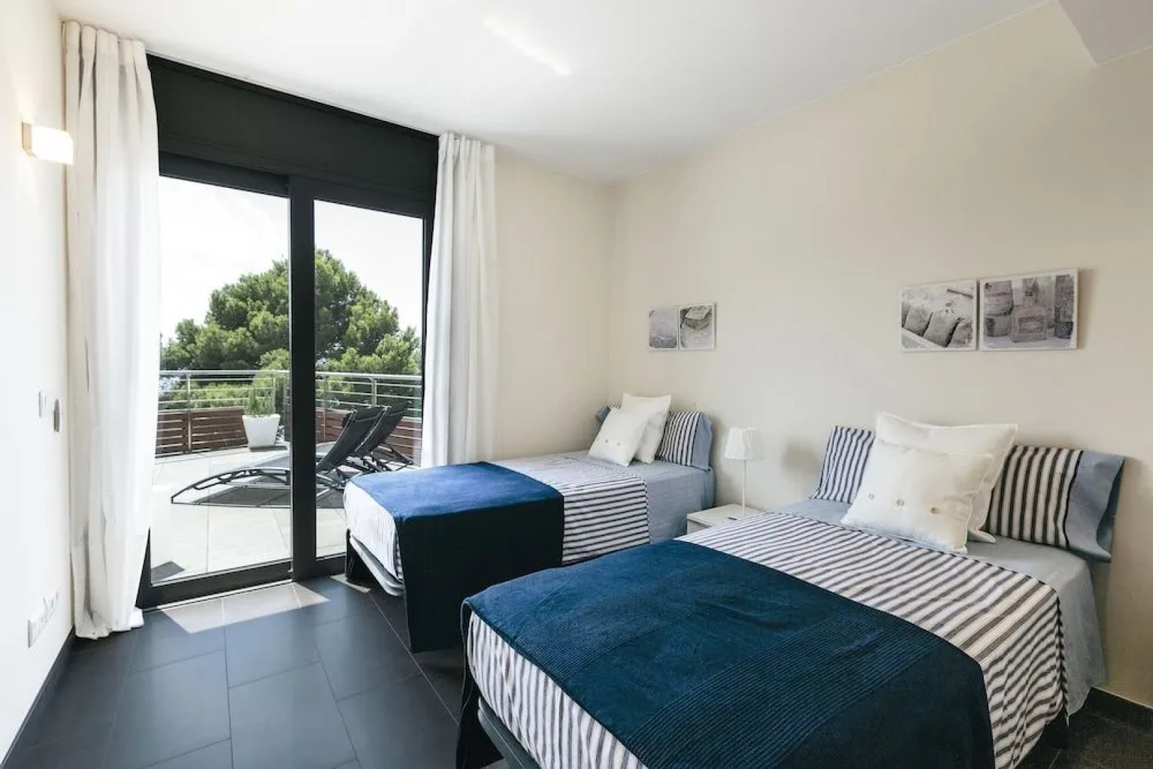 Vista Roses Mar - El Molí