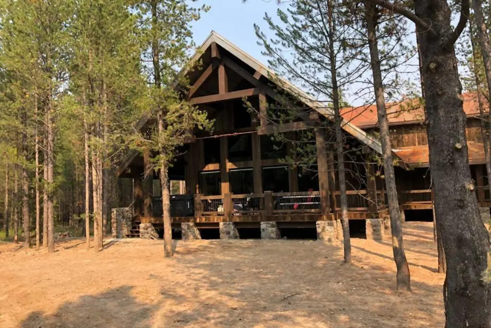 Yellowstone Crossing Lodge